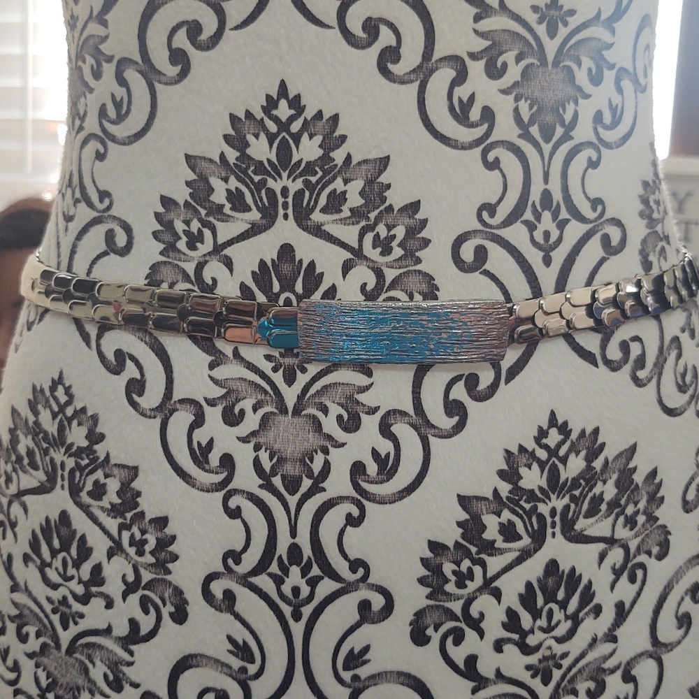 Silver Tone Scale Metal Stretchy Skinny Accent Belt 26"-37"